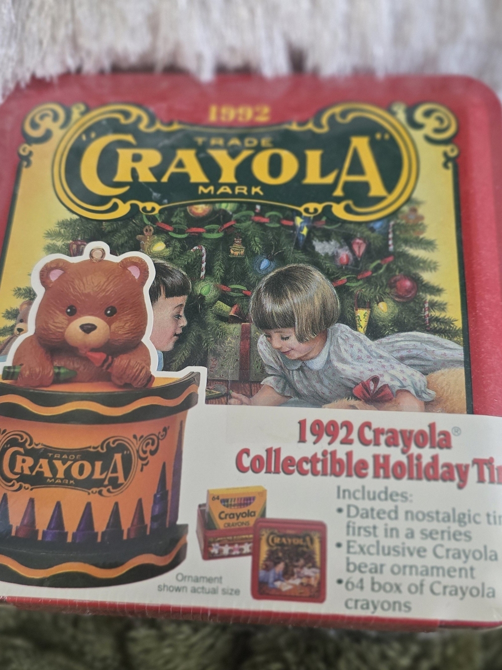 Crayola Collectible Holiday Tin in Red and Yellow